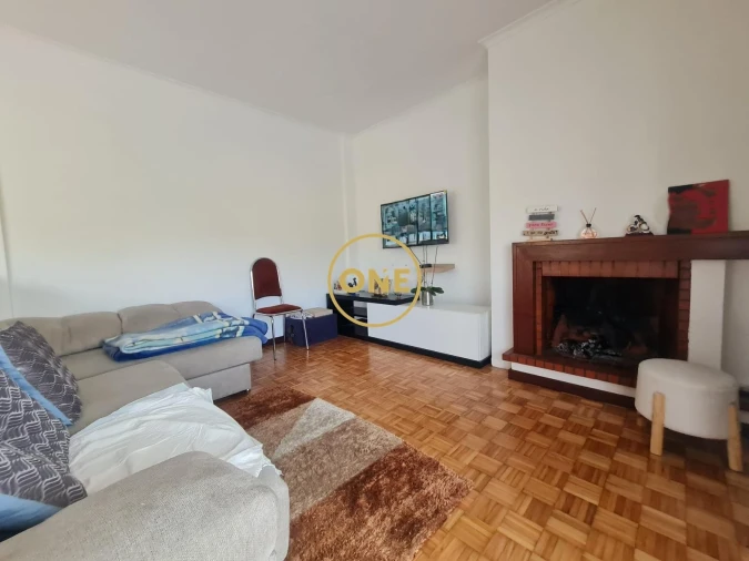 Apartamento T4 para Venda em Paredes Foto 6
