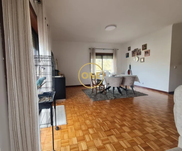 Apartamento T4 para Venda em Paredes Foto 9