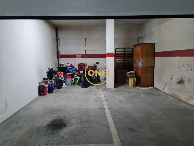 Apartamento T4 para Venda em Paredes Foto 26