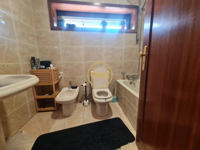 Apartamento T4 para Venda em Paredes Foto 16