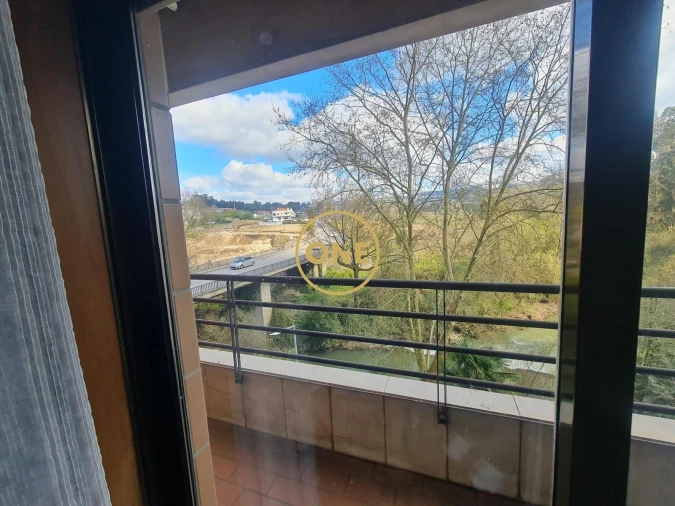 Apartamento T4 para Venda em Paredes Foto 24