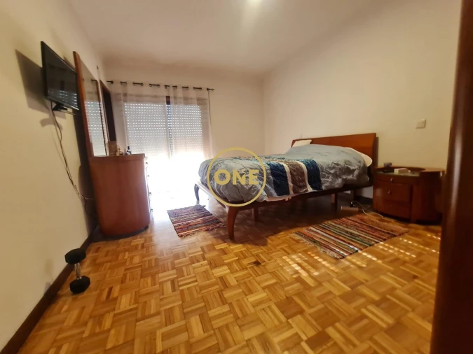 Apartamento T4 para Venda em Paredes Foto 11