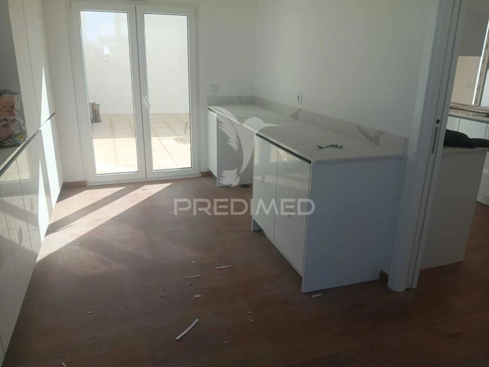 Moradia T4 para Venda em Azeitão (São Lourenço e São Simão) Foto 9