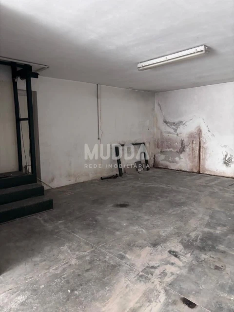 Loja para Venda em Nogueira do Cravo e Pindelo