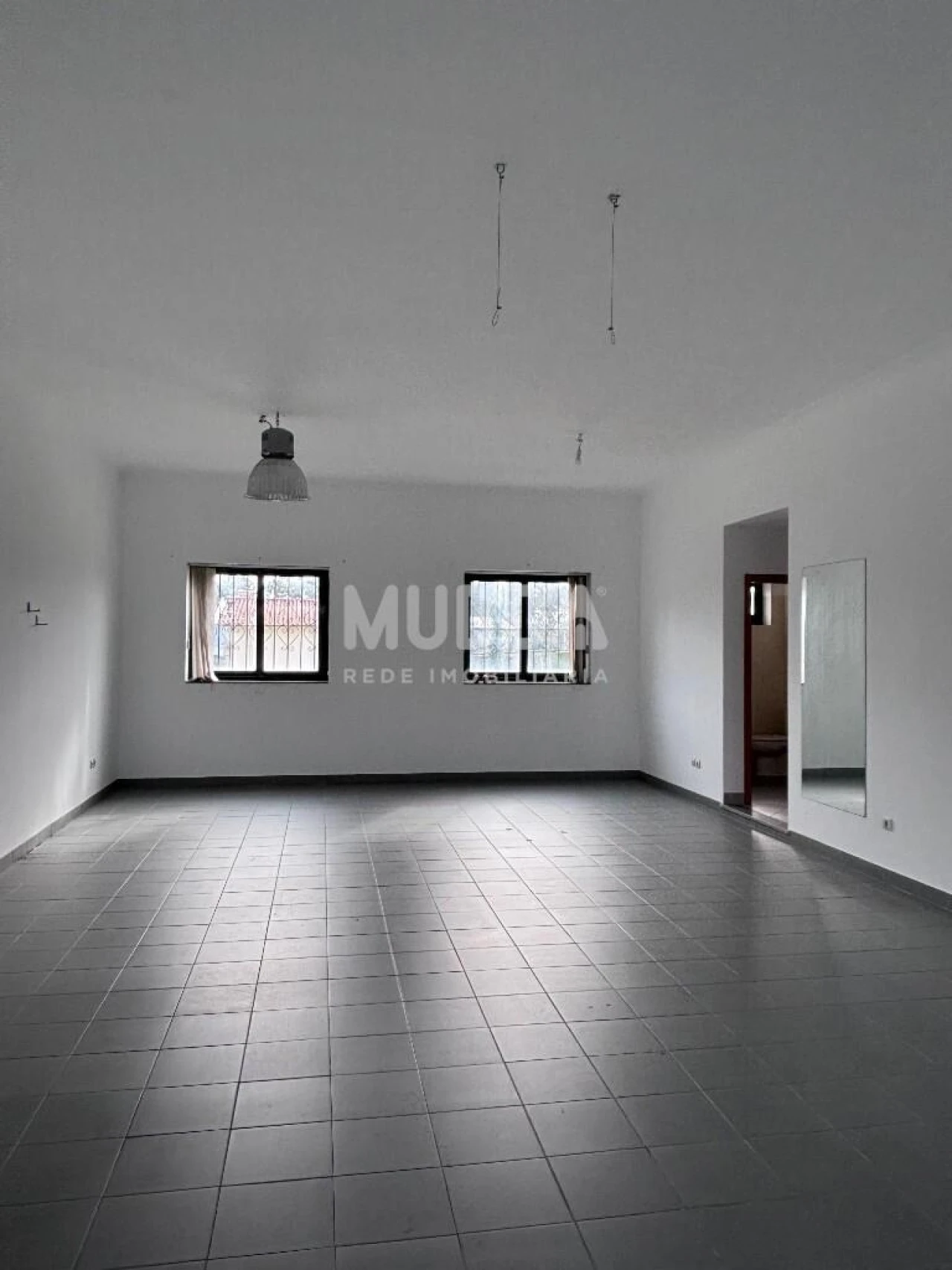 Loja para Venda em Nogueira do Cravo e Pindelo Foto 12