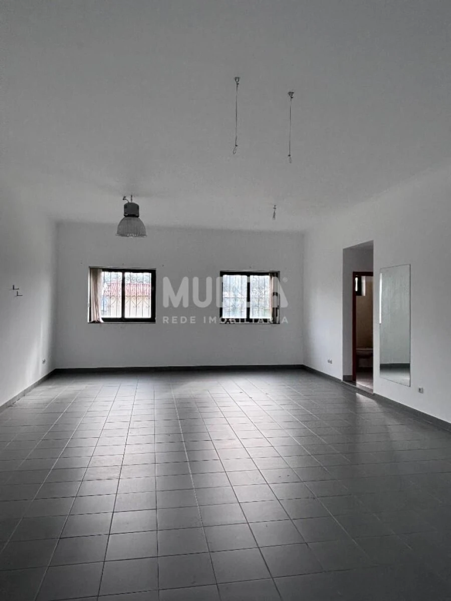 Loja para Venda em Nogueira do Cravo e Pindelo Foto 12