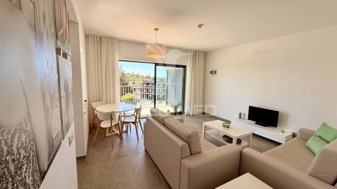 Apartamento T1 para Venda em Mexilhoeira Grande Foto 3