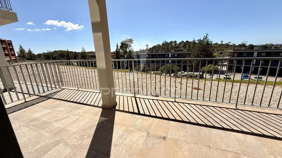 Apartamento T1 para Venda em Mexilhoeira Grande Foto 19