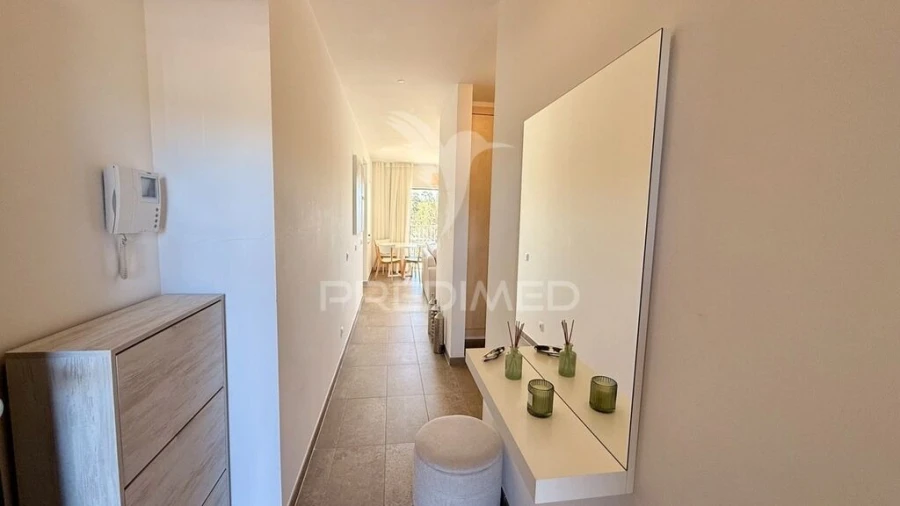 Apartamento T1 para Venda em Mexilhoeira Grande Foto 8