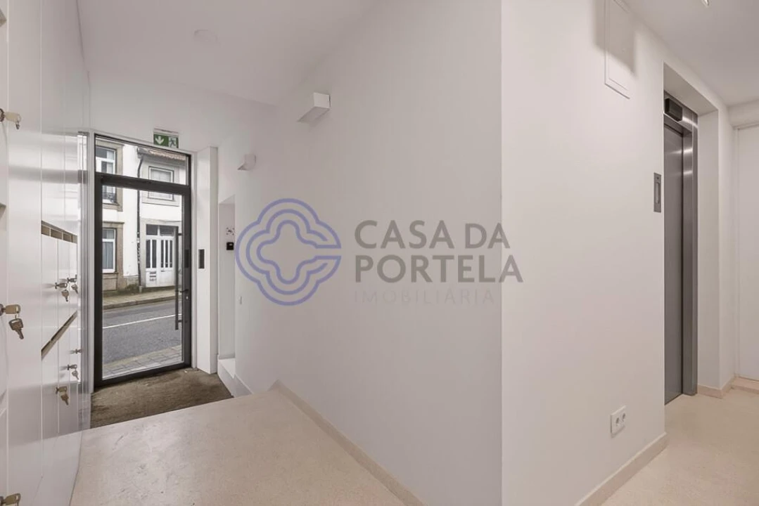 Apartamento T1 para Venda em Cedofeita, Santo Ildefonso, Sé, Miragaia, São Nicolau e Vitória Foto 18