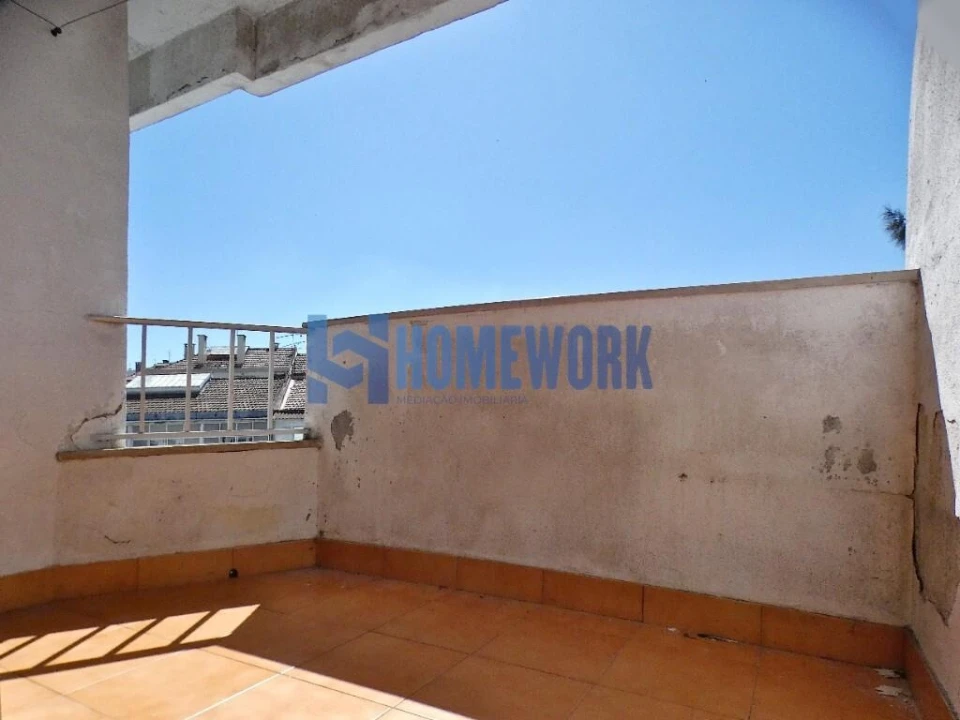 Apartamento T2 para Venda em Queluz e Belas Foto 10