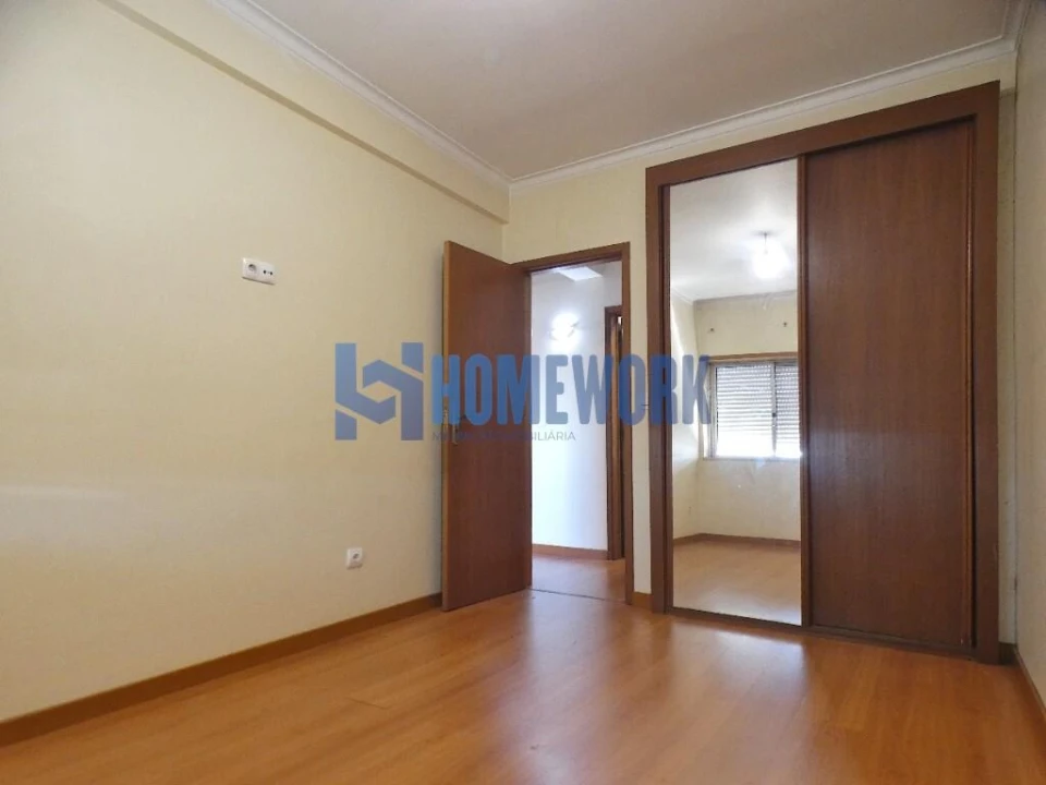 Apartamento T2 para Venda em Queluz e Belas Foto 20