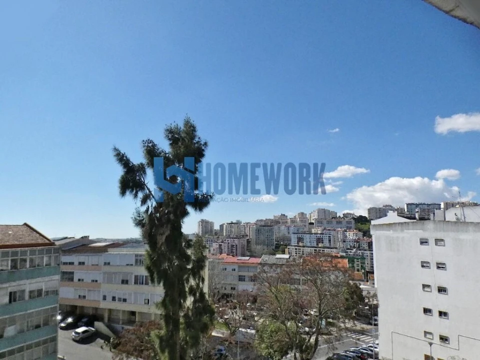 Apartamento T2 para Venda em Queluz e Belas Foto 6