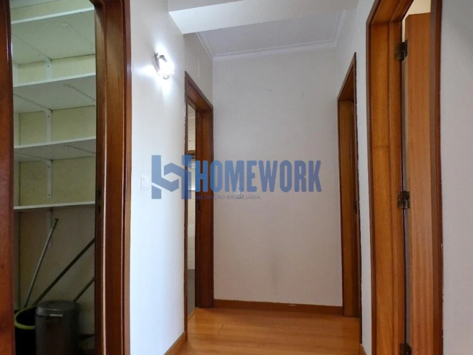 Apartamento T2 para Venda em Queluz e Belas Foto 13