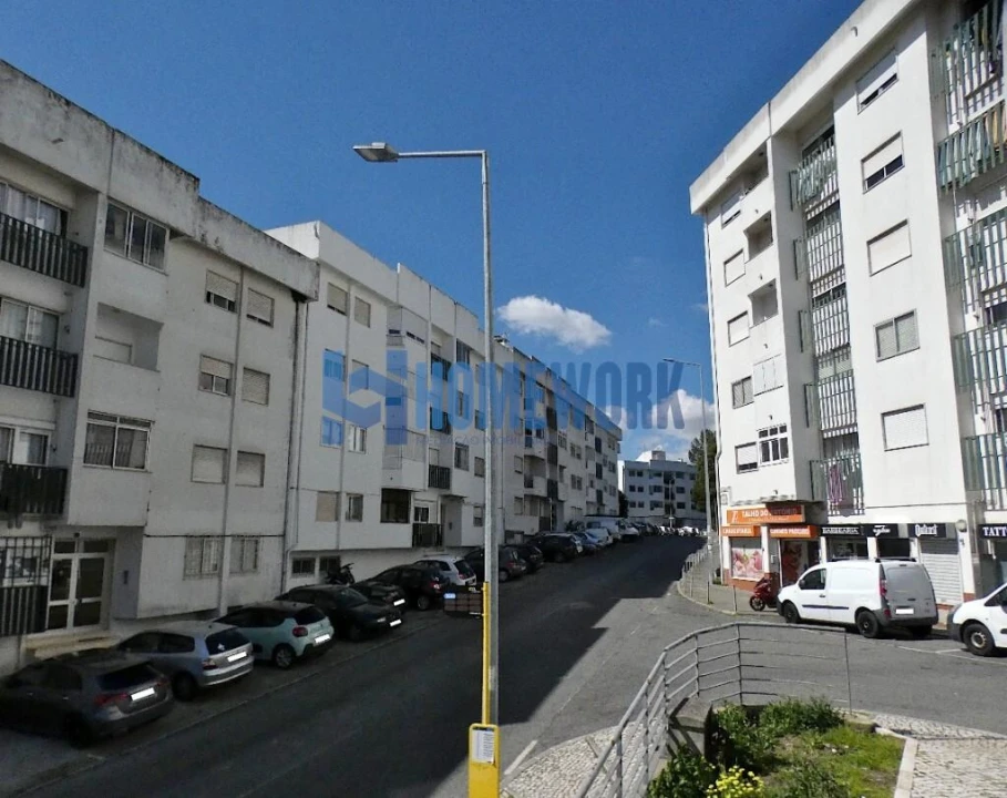 Apartamento T2 para Venda em Queluz e Belas Foto 24