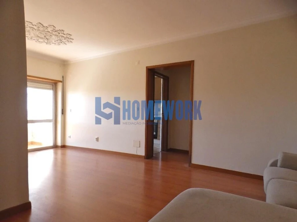 Apartamento T2 para Venda em Queluz e Belas Foto 22