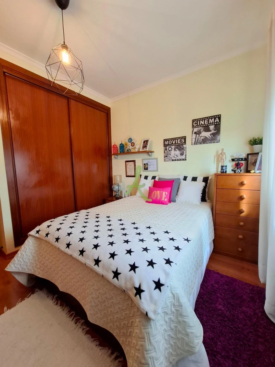 Moradia T4 para Venda em Estômbar e Parchal Foto 17