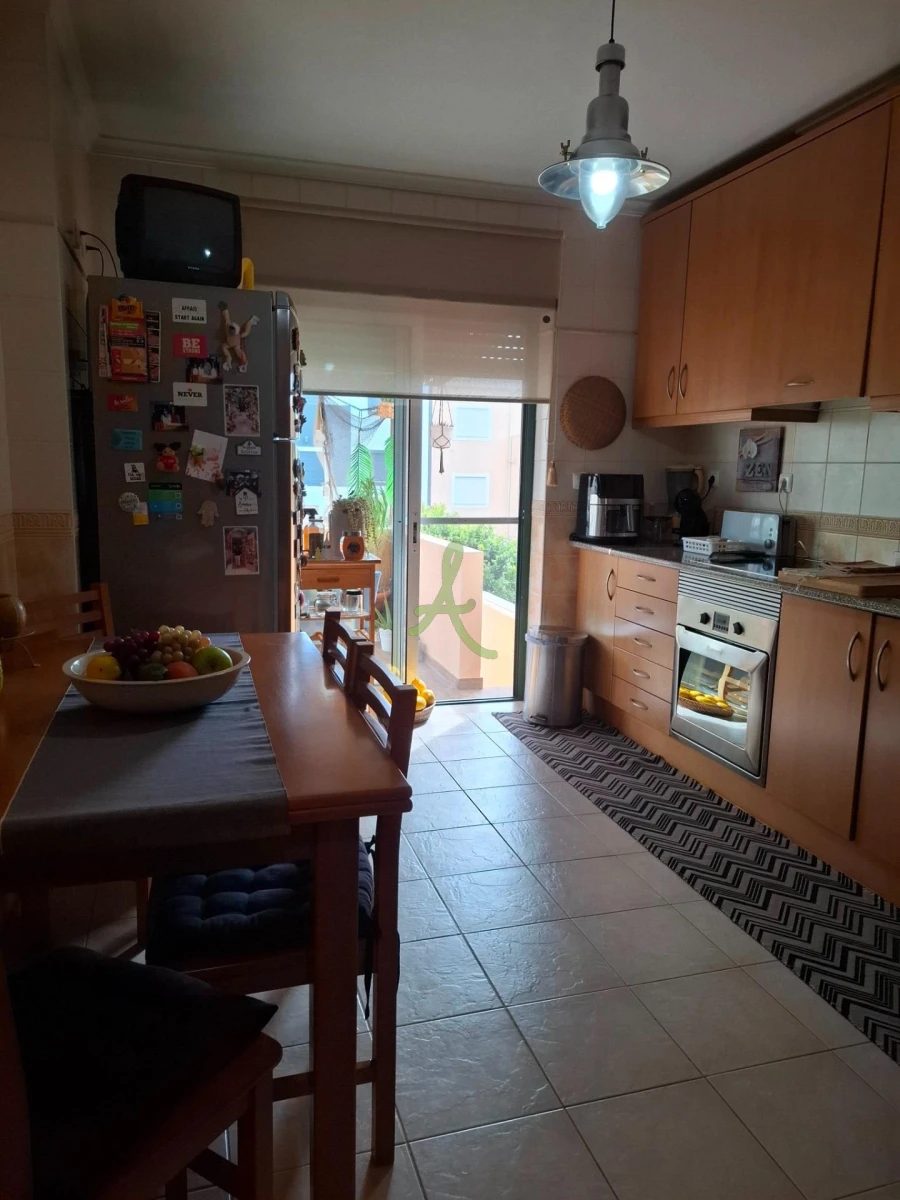 Moradia T4 para Venda em Estômbar e Parchal Foto 14