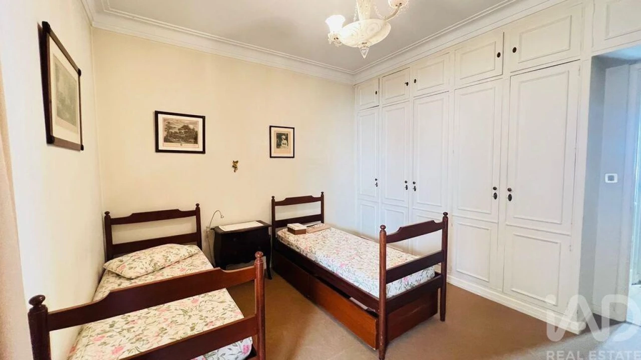 Apartamento T5 para Venda em Estrela Foto 19