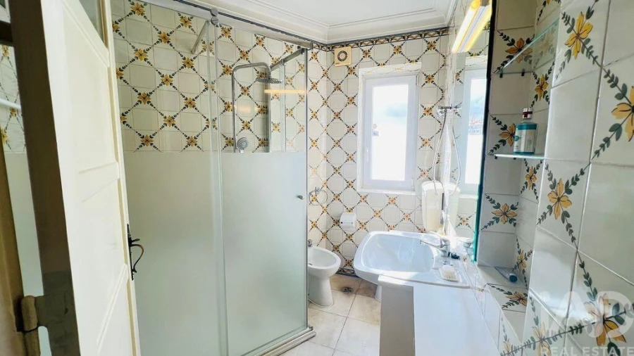Apartamento T5 para Venda em Estrela Foto 7