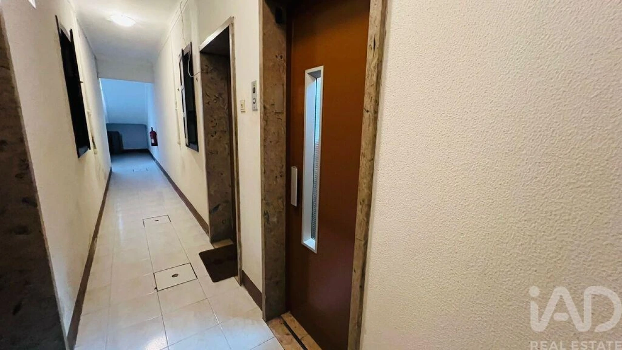Apartamento T5 para Venda em Estrela Foto 26