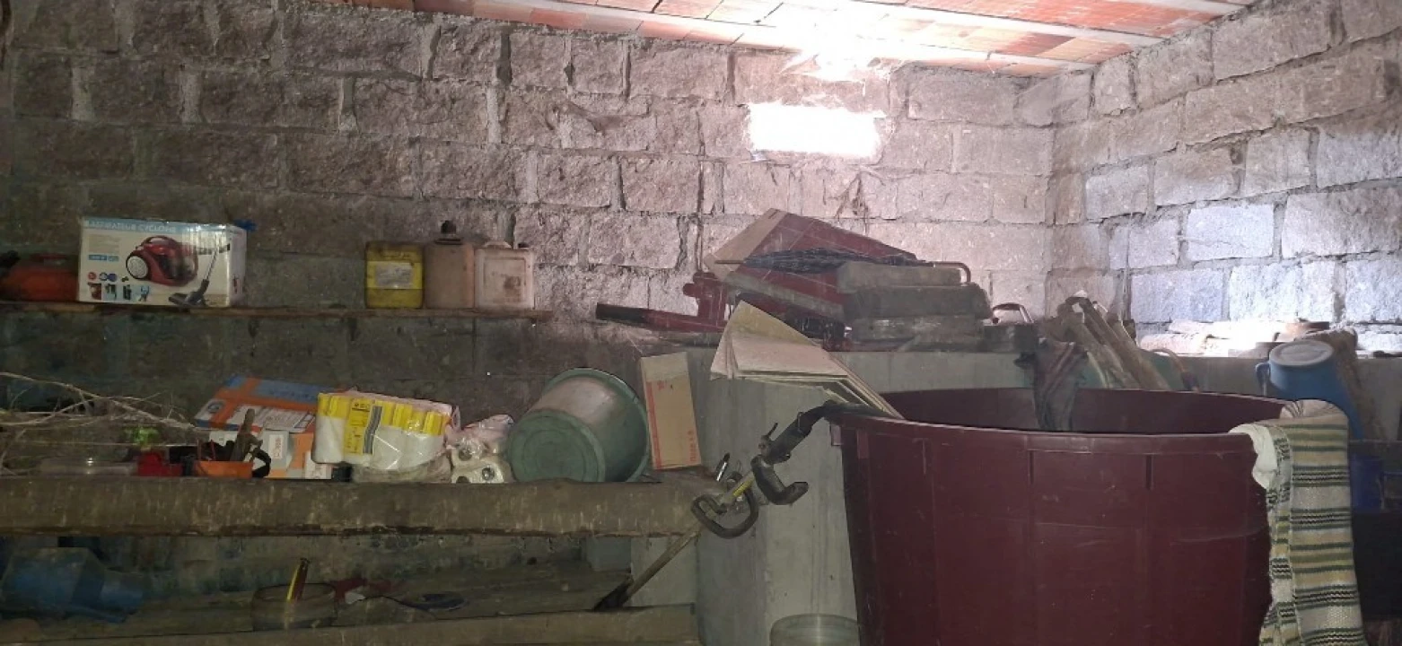 Quinta T2 para Venda em Bouro (Santa Marta) Foto 9