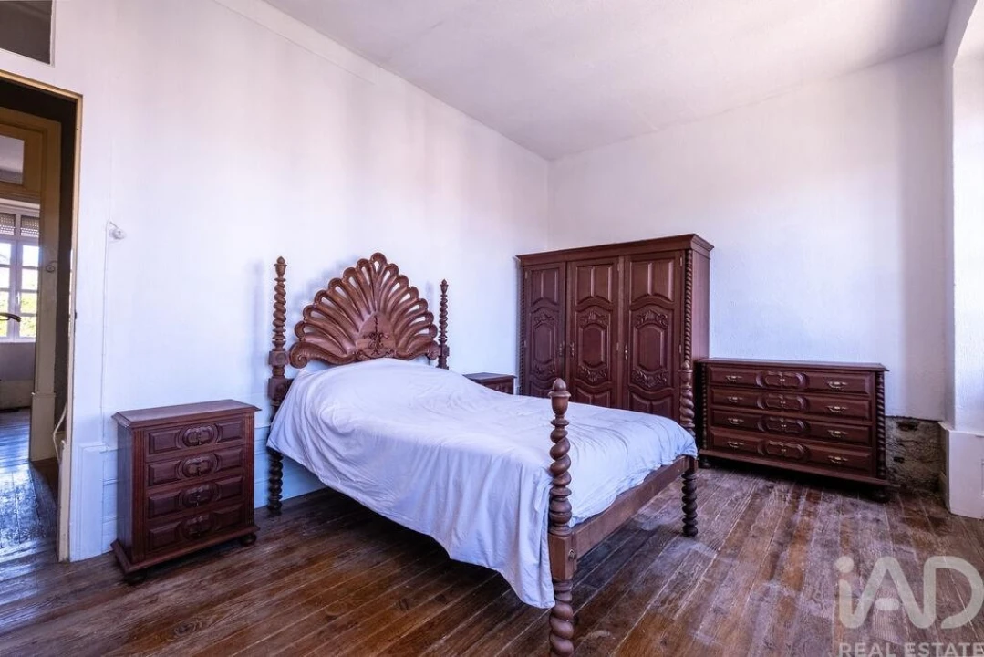 Moradia T5 para Venda em Ervedal e Vila Franca da Beira Foto 15