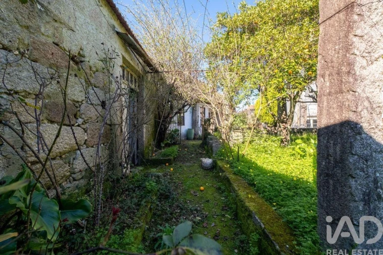 Moradia T5 para Venda em Ervedal e Vila Franca da Beira Foto 31