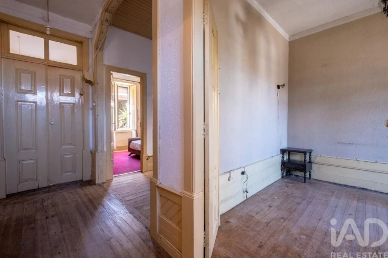 Moradia T5 para Venda em Ervedal e Vila Franca da Beira Foto 23