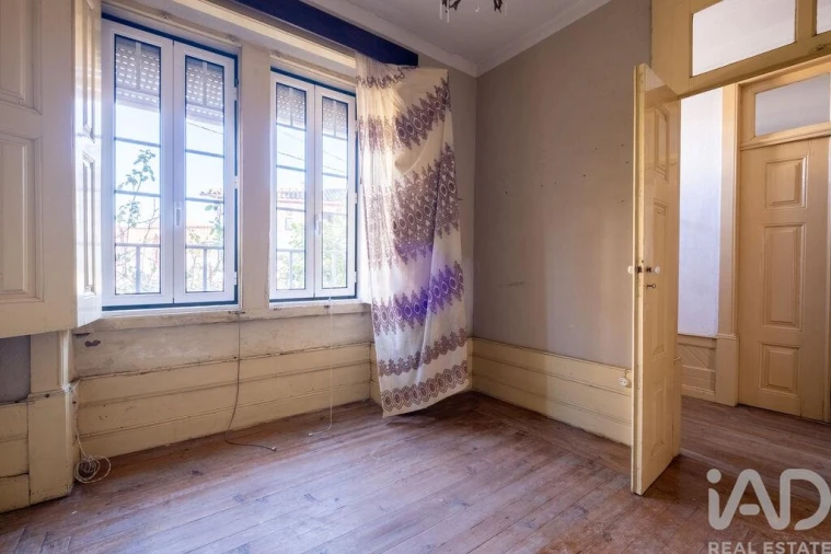 Moradia T5 para Venda em Ervedal e Vila Franca da Beira Foto 21