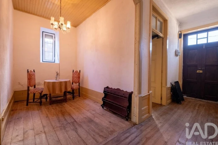 Moradia T5 para Venda em Ervedal e Vila Franca da Beira Foto 24