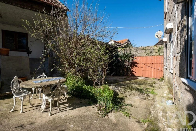 Moradia T5 para Venda em Ervedal e Vila Franca da Beira Foto 36