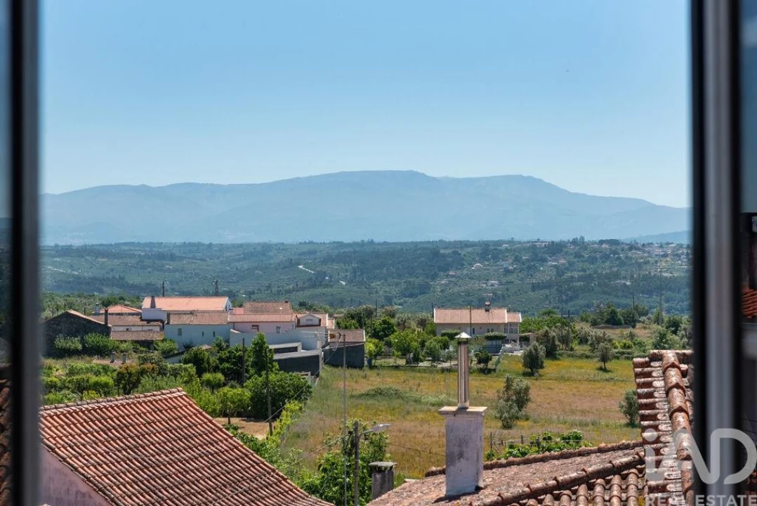 Moradia T5 para Venda em Ervedal e Vila Franca da Beira Foto 29