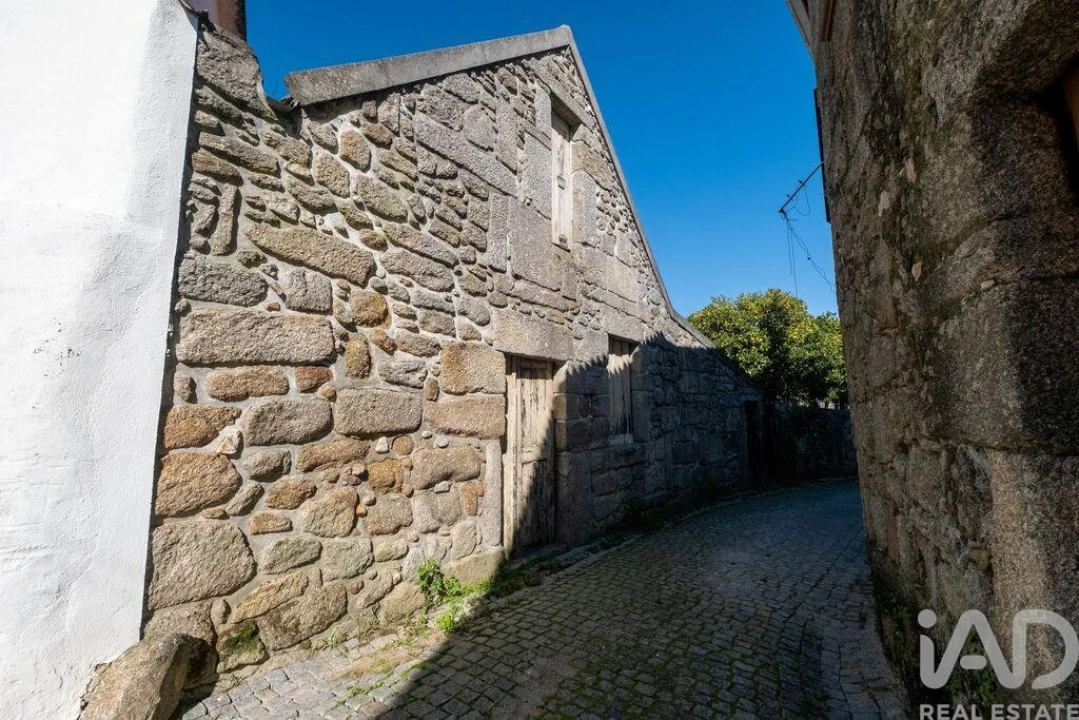 Moradia T5 para Venda em Ervedal e Vila Franca da Beira Foto 32