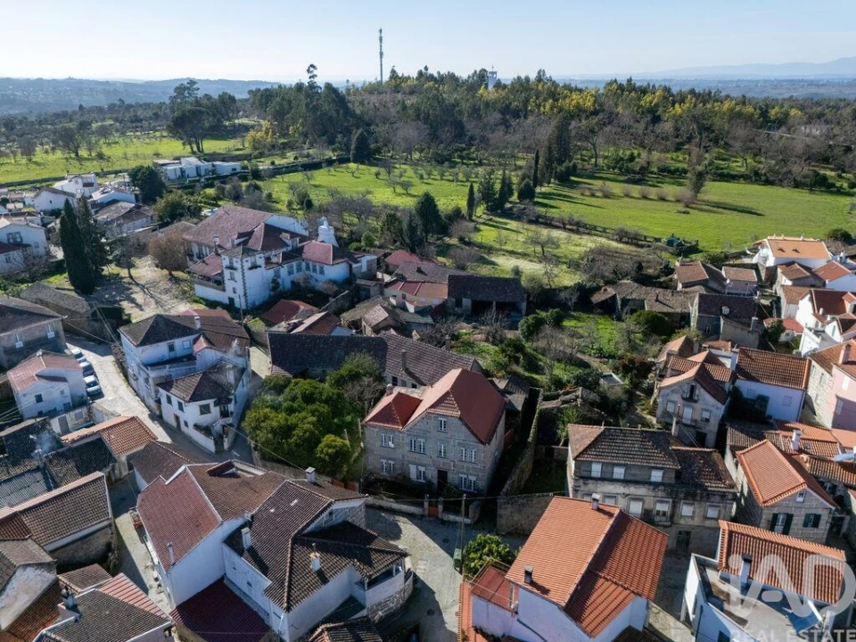 Moradia T5 para Venda em Ervedal e Vila Franca da Beira Foto 39