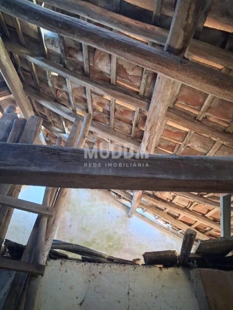 Moradia T2 para Venda em A dos Negros