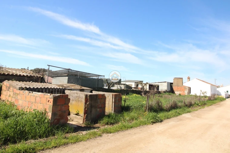 Moradia T3 para Venda em Santiago Maior Foto 26