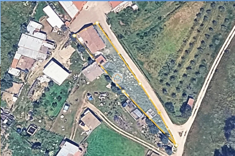 Moradia T3 para Venda em Santiago Maior Foto 28