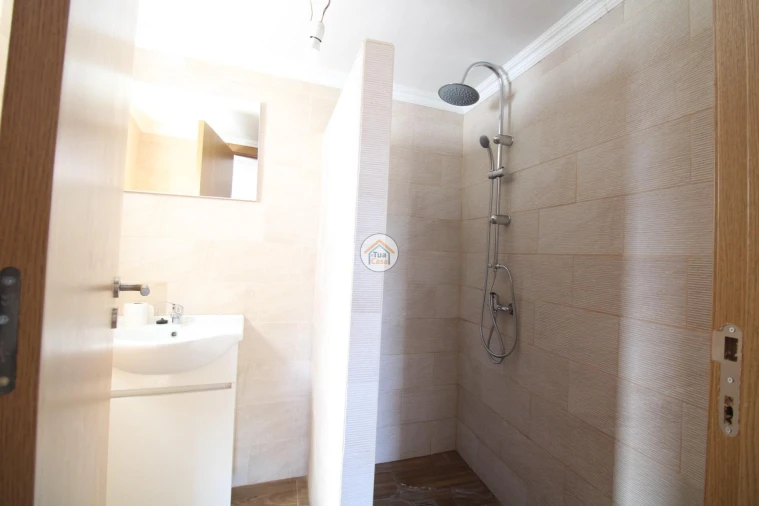 Moradia T3 para Venda em Santiago Maior Foto 21