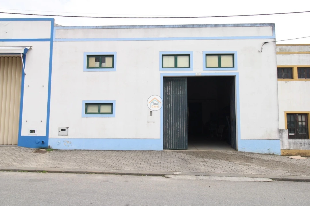 Armazém para Venda em Redondo Foto 1