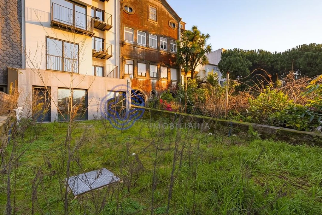 Apartamento T2 para Venda em Cedofeita, Santo Ildefonso, Sé, Miragaia, São Nicolau e Vitória Foto 1