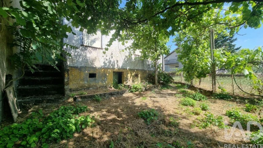 Moradia T3 para Venda em Avelãs de Ambom e Rocamondo Foto 6