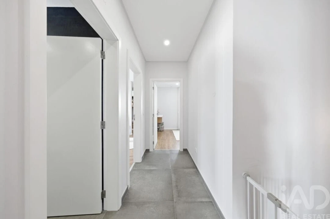 Moradia T4 para Venda em Ponte do Rol Foto 22