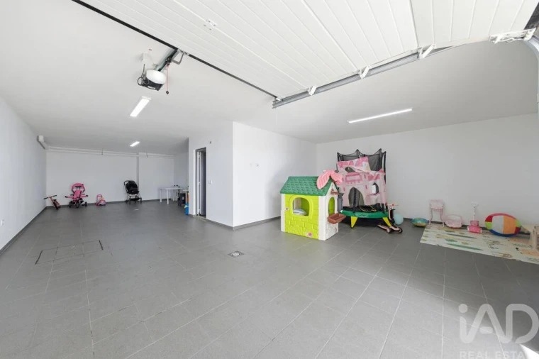 Moradia T4 para Venda em Ponte do Rol Foto 34