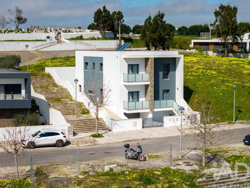 Moradia T4 para Venda em Ponte do Rol Foto 37