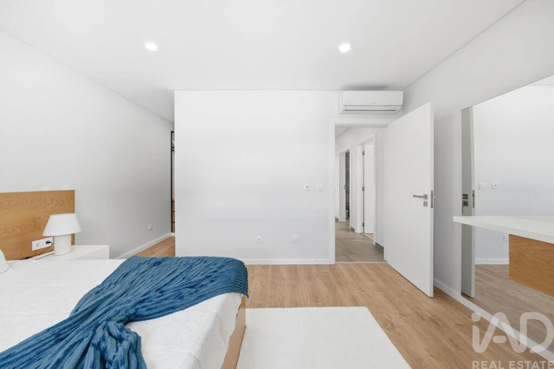 Moradia T4 para Venda em Ponte do Rol Foto 18