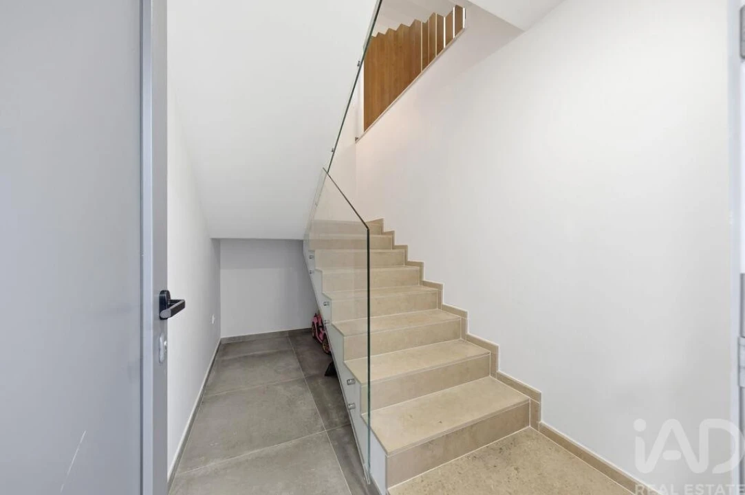 Moradia T4 para Venda em Ponte do Rol Foto 29