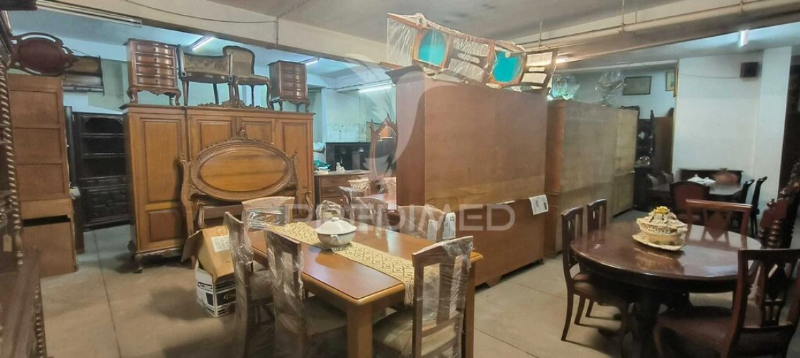 Garagem para Venda em Santa Marinha e São Pedro da Afurada Foto 4