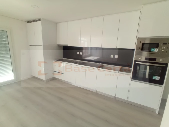 Apartamento T2 para Venda em Vialonga Foto 2