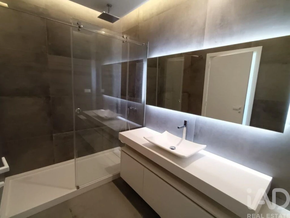 Moradia T4 para Venda em Rio de Mouro Foto 10